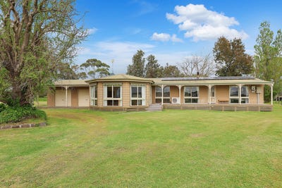 /international/au/112-soundrys-road-elingamite-vic-700428112/