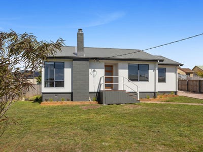 /international/au/13-holyman-street-devonport-tas-152686660/