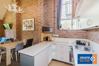 /international/au/13-2-clyde-street-jindabyne-nsw-148572096/