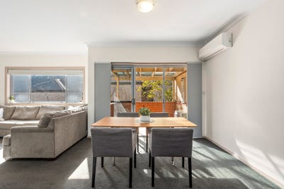 /international/au/12-4-6-victoria-street-wollongong-nsw-151434092/