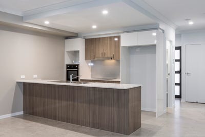 /international/au/31-146-marina-quays-blvd-hope-island-qld-136693486/