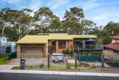 /international/au/8a-collins-street-merimbula-nsw-148595148/