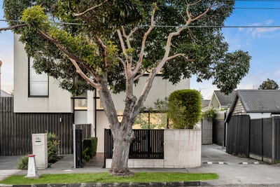 /international/au/16-rusden-street-brighton-vic-152715928/