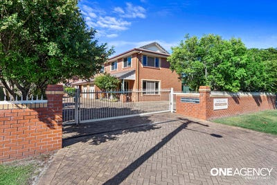 /international/au/1-185-fort-street-maryborough-qld-151483588/