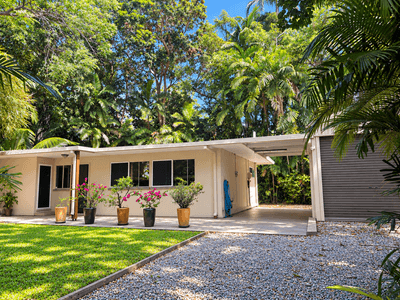 /international/au/12-sonata-close-port-douglas-qld-152525876/