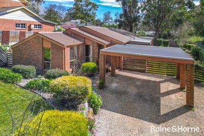 /international/au/4-curtis-court-gisborne-vic-152478776/