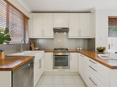 /international/au/4-99-clydesdale-street-como-wa-151431148/