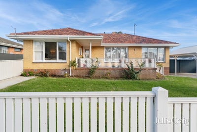 /international/au/6-brophy-street-brown-hill-vic-151225872/