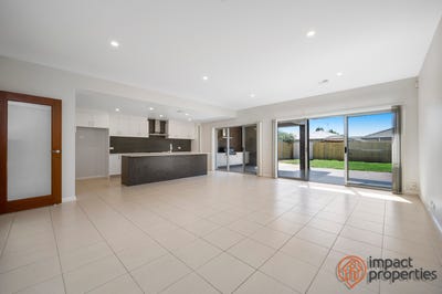 /international/au/21-oberon-close-harrison-act-150586220/
