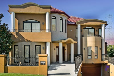 /international/au/18-lockwood-avenue-greenacre-nsw-148394872/
