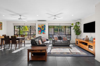 /international/au/6-burrell-avenue-eumundi-qld-148552348/