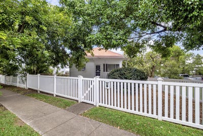/international/au/28-mawarra-street-albion-qld-150795020/