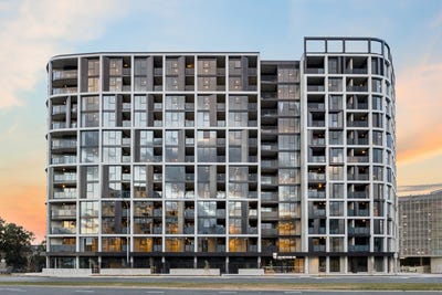 /international/au/103-220-melrose-drive-phillip-act-151036268/