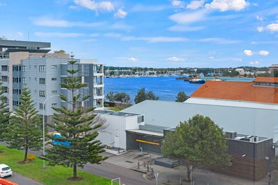/international/au/409-4-honeysuckle-drive-newcastle-nsw-148481792/?lang=es
