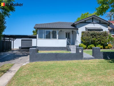 /international/au/98-douglas-street-nowra-nsw-141668708/