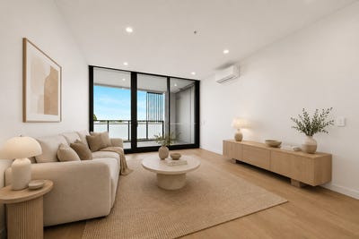 /international/au/210-1408-centre-road-clayton-south-vic-151446360/