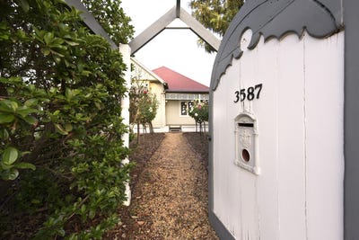 /international/au/3587-katamatite-shepparton-main-road-congupna-vic-151044460/