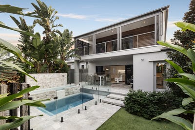 /international/au/99-woodville-street-hendra-qld-148403756/