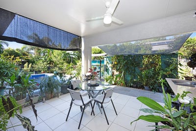 /international/au/7-eungella-court-bushland-beach-qld-151119592/