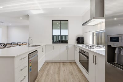 /international/au/18-selina-street-anketell-wa-151325492/