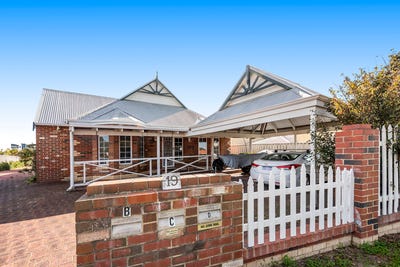 /international/au/19a-cleaver-terrace-rivervale-wa-151206168/