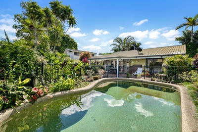 /international/au/2-24-sperring-street-manunda-qld-151334776/