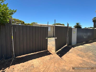 /international/au/13-clianthus-road-kambalda-west-wa-142668664/