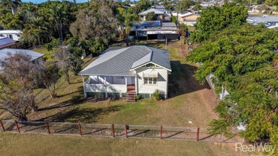 /international/au/8-beatrice-street-walkervale-qld-151436304/
