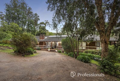 /international/au/10-nekla-street-mount-evelyn-vic-151515116/