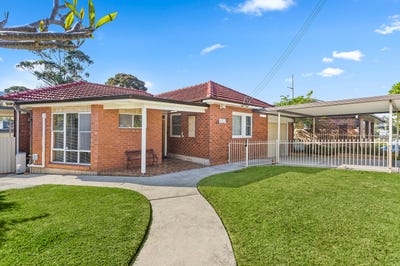 /international/au/18-pooraka-avenue-west-wollongong-nsw-152572408/