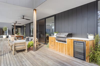 /international/au/76-balnarring-beach-road-balnarring-vic-150976020/