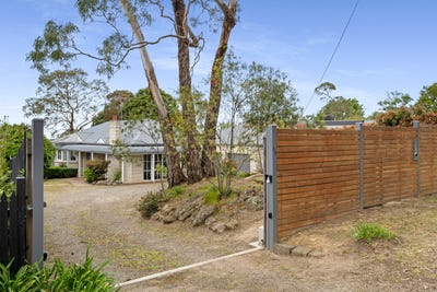 /international/au/88-mountain-view-road-mount-eliza-vic-152650492/