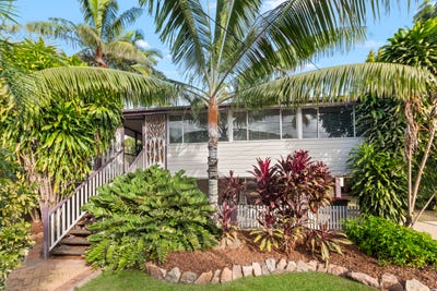 /international/au/50-camp-street-mundingburra-qld-151055332/
