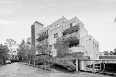 /international/au/103c-1-manna-gum-court-coburg-vic-151319136/