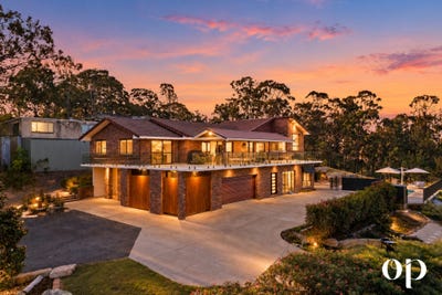 /international/au/41a-castle-hill-drive-gaven-qld-152481880/