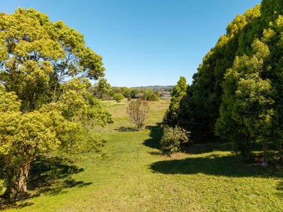 /international/au/242-woodford-lane-ewingsdale-nsw-204652904/