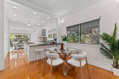 /international/au/45-mearns-street-fairfield-qld-152489176/