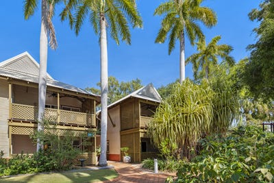 /international/au/a27-6-challenor-drive-cable-beach-wa-151477988/