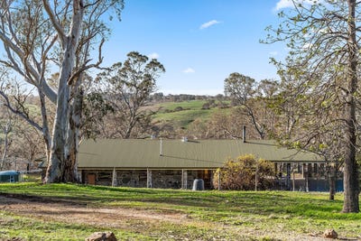/international/au/15-hillside-lane-mount-barker-springs-sa-148357240/