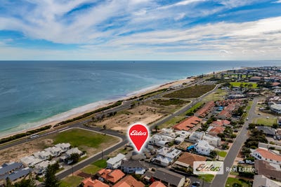/international/au/21b-upper-esplanade-bunbury-wa-151055116/