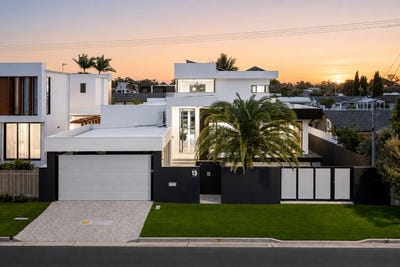 /international/au/13-sarasota-key-broadbeach-waters-qld-151311988/