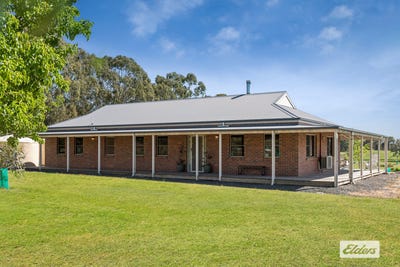 /international/au/83-thornhill-lane-elphinstone-vic-700426752/