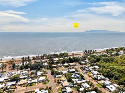 /international/au/3-island-street-saunders-beach-qld-152560388/