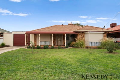 /international/au/71-mcleod-street-yarrawonga-vic-151383804/