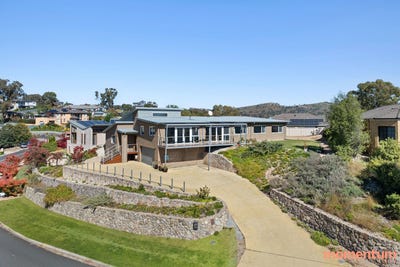 /international/au/68-waterfall-drive-jerrabomberra-nsw-151047304/