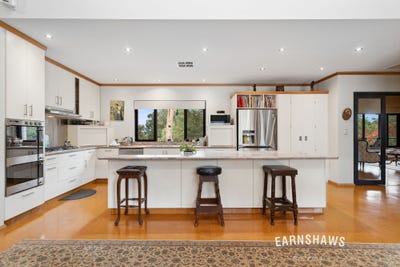/international/au/17-glenwood-avenue-glen-forrest-wa-148223208/