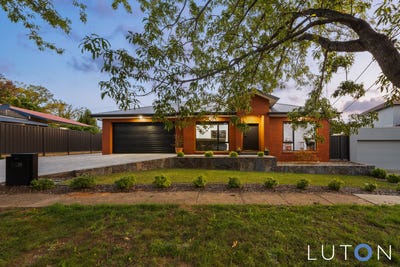 /international/au/34-arunta-street-narrabundah-act-150823780/