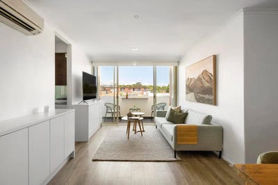 /international/au/11-207-canterbury-road-st-kilda-west-vic-151433944/
