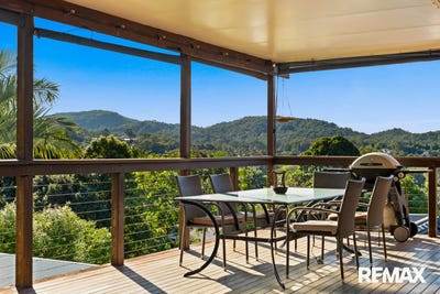 /international/au/29-aspland-street-nambour-qld-151576436/