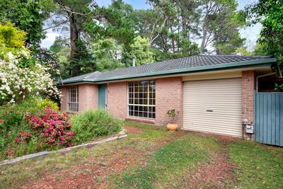 /international/au/18-fourth-avenue-katoomba-nsw-152561812/